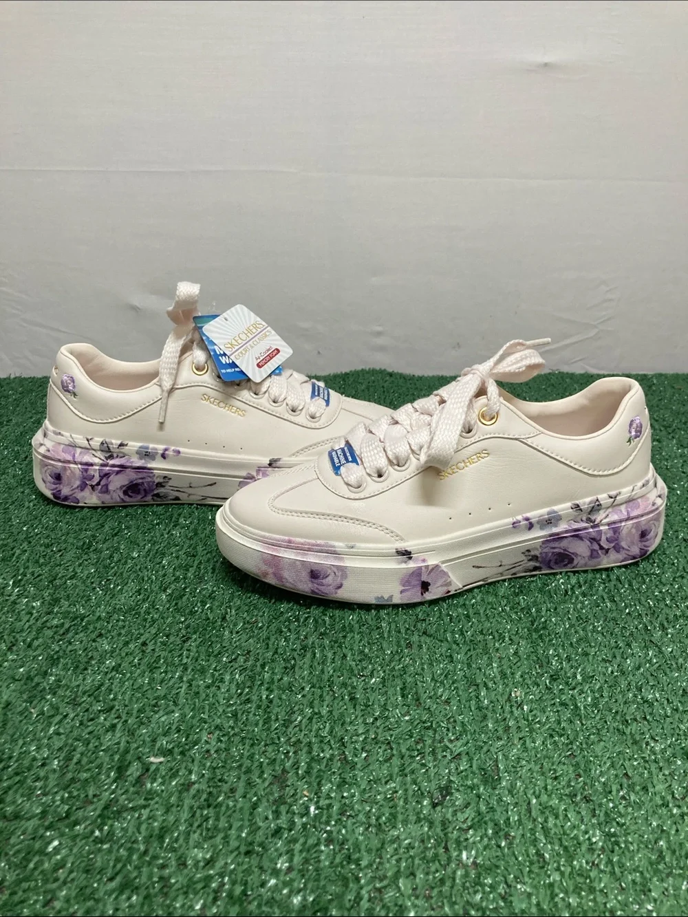 Skechers Women’s Cordova Sneakers with Purple Floral Accents 6.5 (OKPM-07-013)